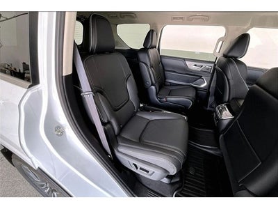2027 INFINITI QX80 LUXE