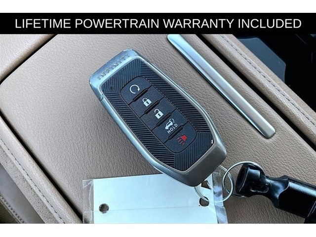 2025 INFINITI QX80 LUXE