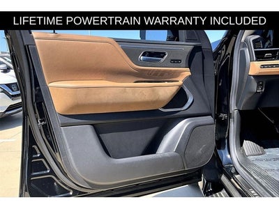 2025 INFINITI QX80 LUXE