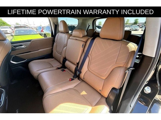 2025 INFINITI QX80 LUXE