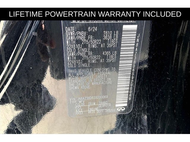 2025 INFINITI QX80 LUXE