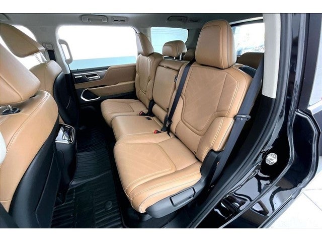 2027 INFINITI QX80 LUXE