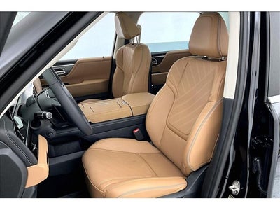 2027 INFINITI QX80 LUXE