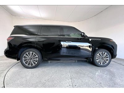 2027 INFINITI QX80 LUXE