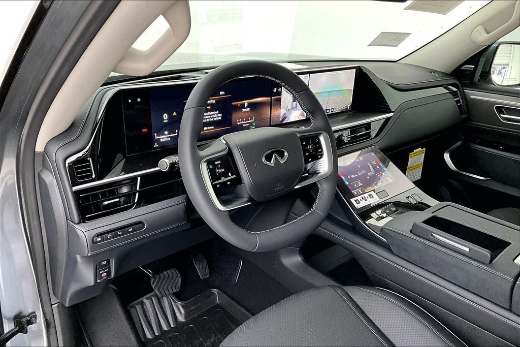 2026 INFINITI QX80 LUXE