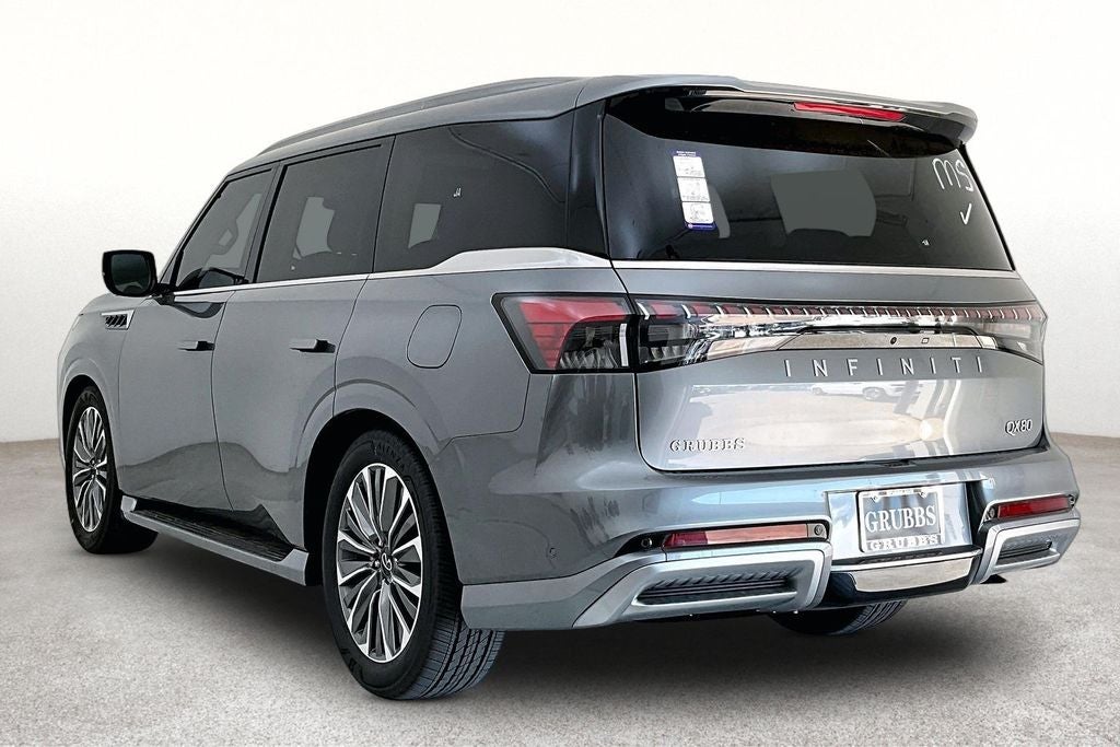 2026 INFINITI QX80 LUXE