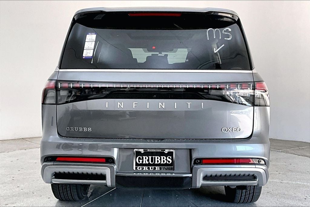 2026 INFINITI QX80 LUXE