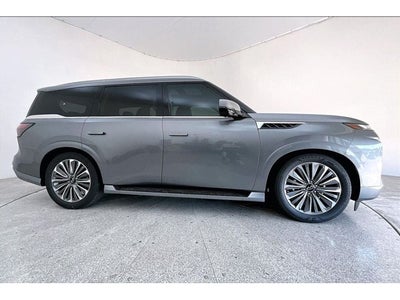 2026 INFINITI QX80 LUXE