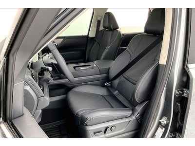 2026 INFINITI QX80 LUXE