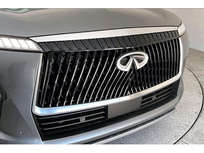 2026 INFINITI QX80 LUXE