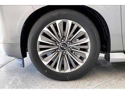 2026 INFINITI QX80 LUXE
