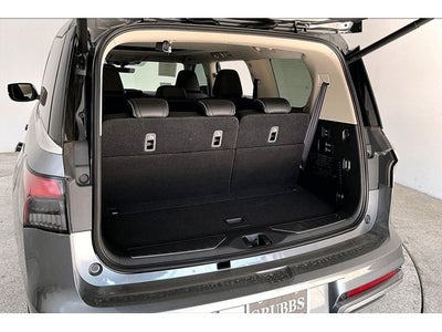 2026 INFINITI QX80 LUXE