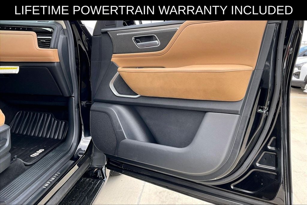 2025 INFINITI QX80 LUXE