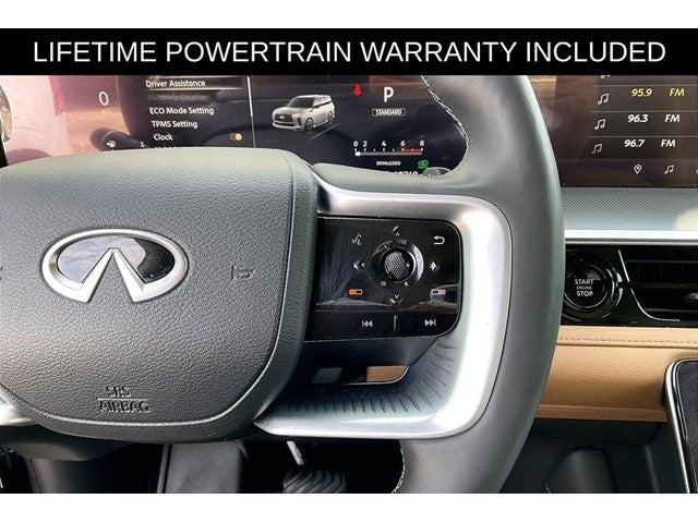 2025 INFINITI QX80 LUXE