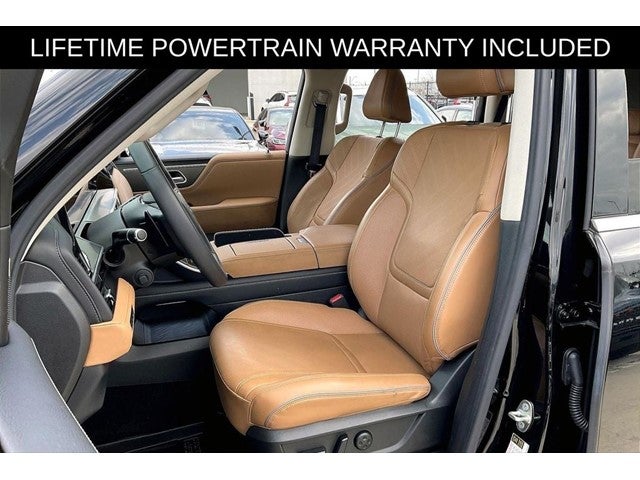 2025 INFINITI QX80 LUXE