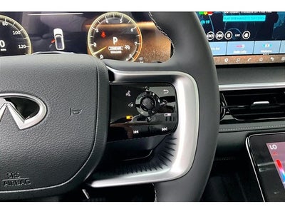 2027 INFINITI QX80 LUXE