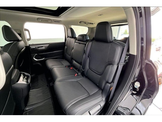 2027 INFINITI QX80 LUXE