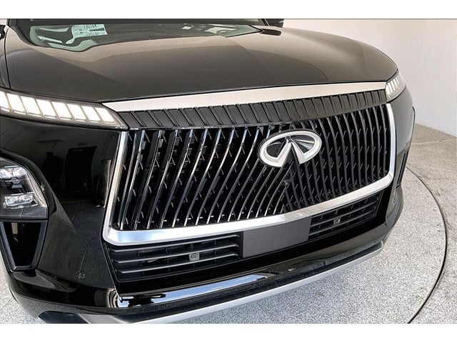 2027 INFINITI QX80 LUXE