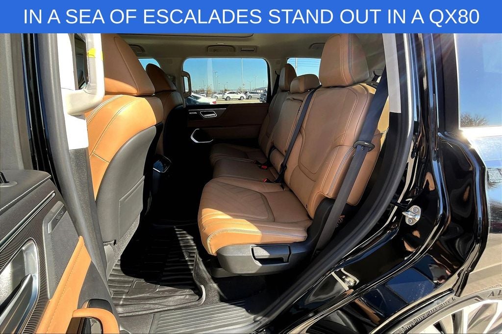 2025 INFINITI QX80 LUXE