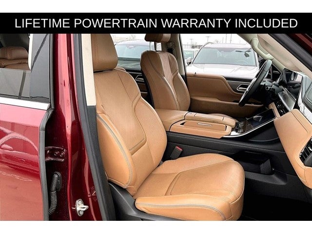 2025 INFINITI QX80 LUXE