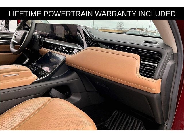 2025 INFINITI QX80 LUXE