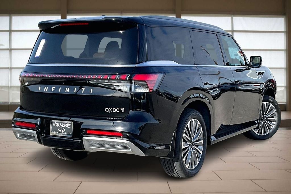 2026 INFINITI QX80 LUXE