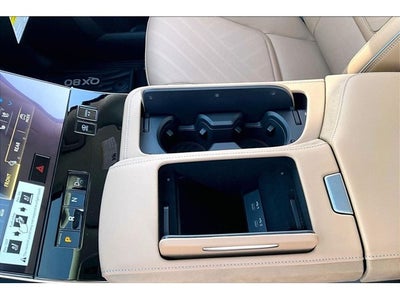 2026 INFINITI QX80 LUXE