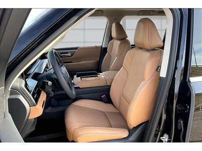 2026 INFINITI QX80 LUXE