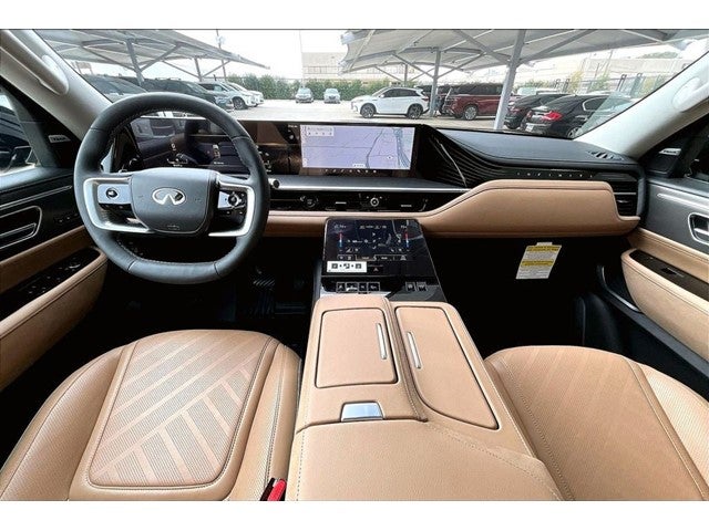 2026 INFINITI QX80 LUXE