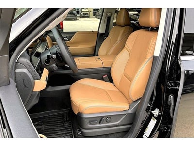 2026 INFINITI QX80 LUXE