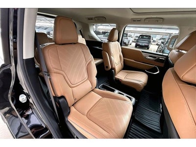 2026 INFINITI QX80 LUXE