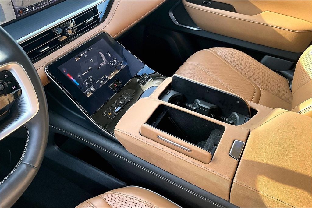 2025 INFINITI QX80 SENSORY