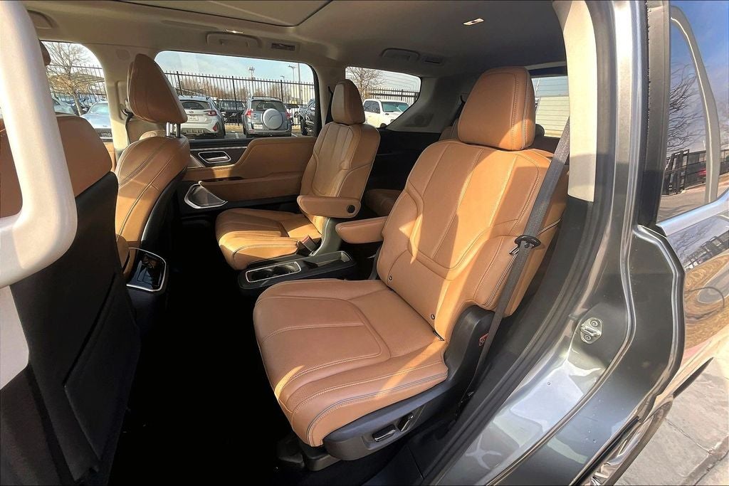 2025 INFINITI QX80 SENSORY