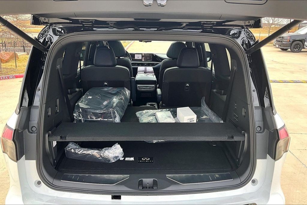 2026 INFINITI QX80 SPORT