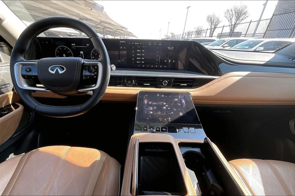 2025 INFINITI QX80 SENSORY