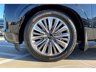 2025 INFINITI QX80 SENSORY