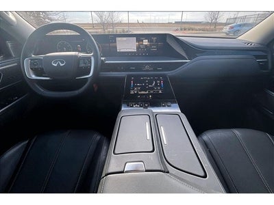 2025 INFINITI QX80 SENSORY