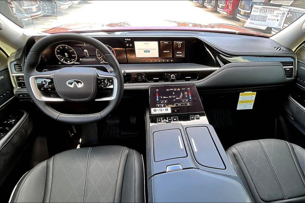 2025 INFINITI QX80 SENSORY