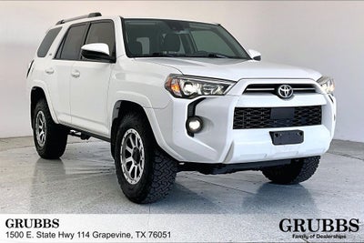2022 Toyota 4Runner SR5