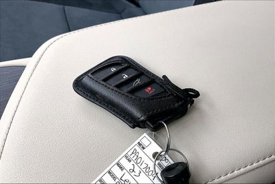 2023 Lexus RZ 450e Luxury