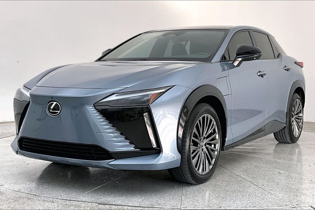 2023 Lexus RZ 450e Luxury