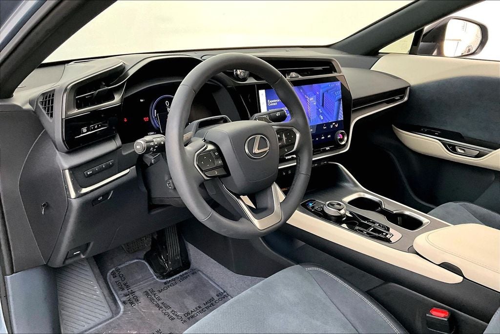 2023 Lexus RZ 450e Luxury