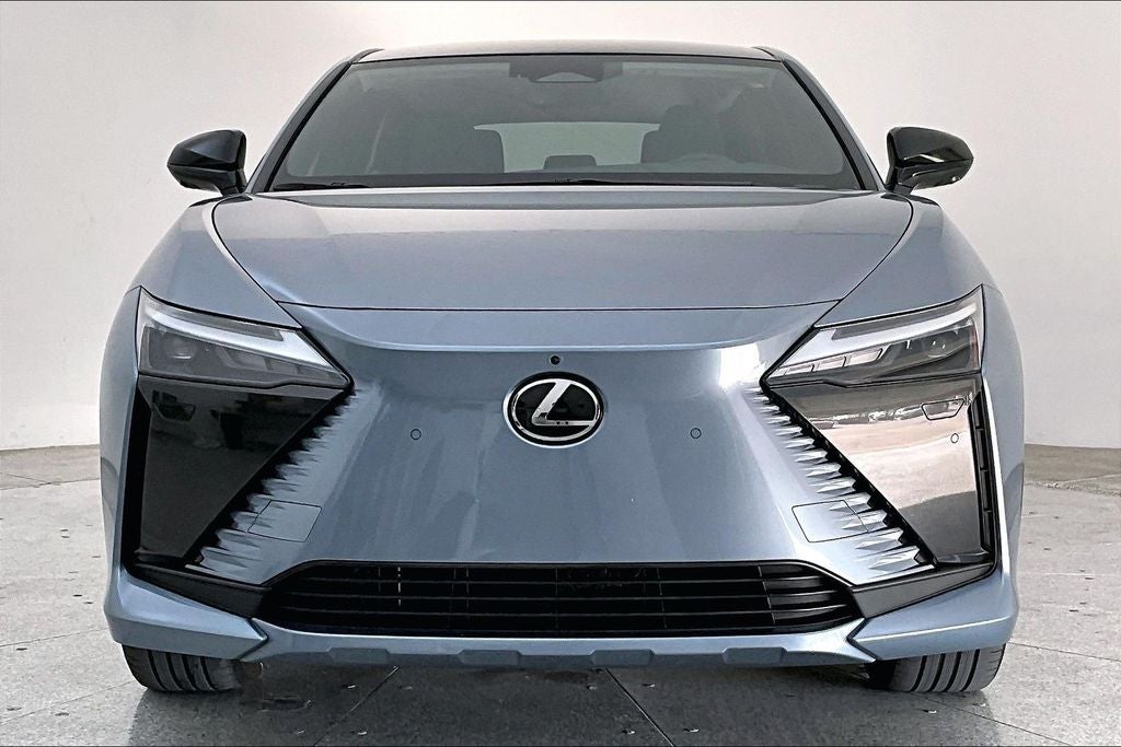 2023 Lexus RZ 450e Luxury