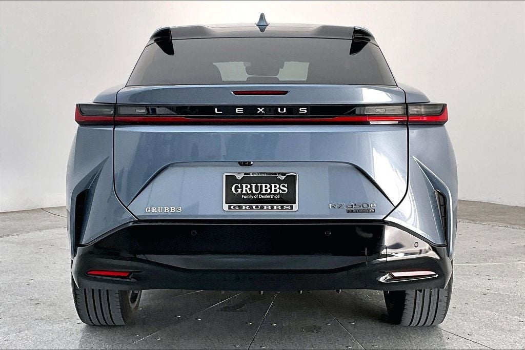 2023 Lexus RZ 450e Luxury