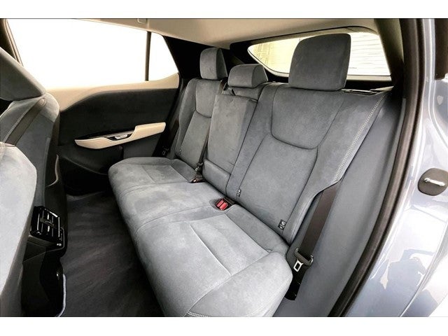 2023 Lexus RZ 450e Luxury