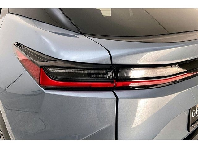 2023 Lexus RZ 450e Luxury