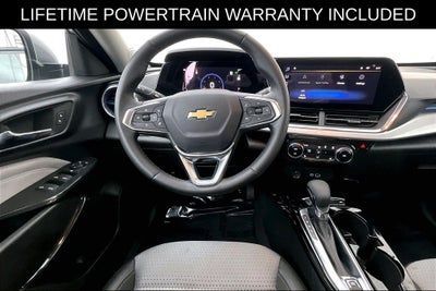 2025 Chevrolet Trax LT