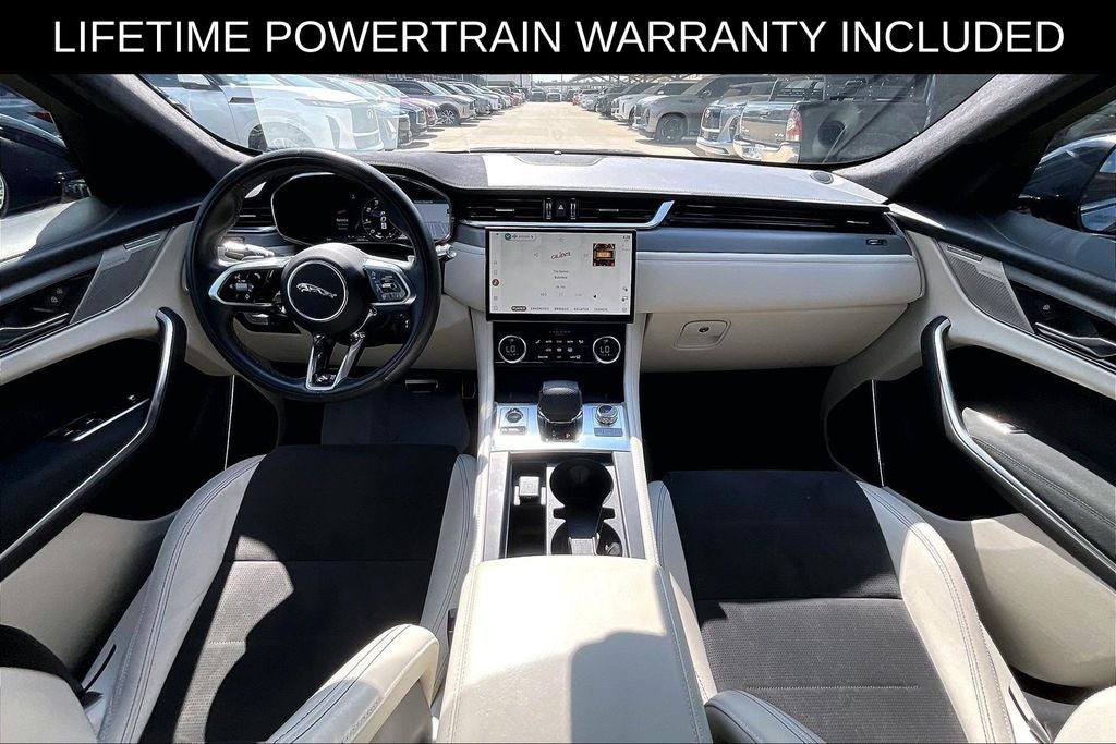 2022 Jaguar F-PACE SVR