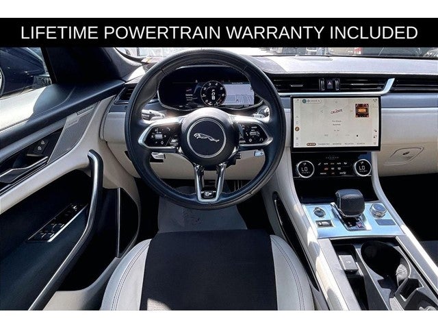 2022 Jaguar F-PACE SVR