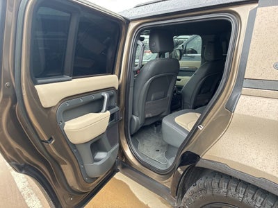 2023 Land Rover Defender 110 X-Dynamic SE